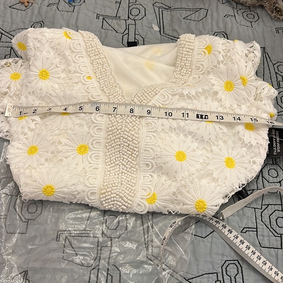 ๐ป๐ฆHOST PICK ๐ปDaisy Lace Tunic Dress White/ Yellow size S and XXS - Picture 11 of 12